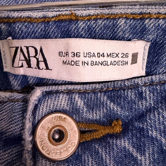 Zara denim jeans, mom fit anklet style Size 4 - Picture 4 of 5